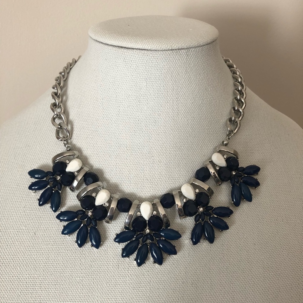 Chunky Flower Necklace